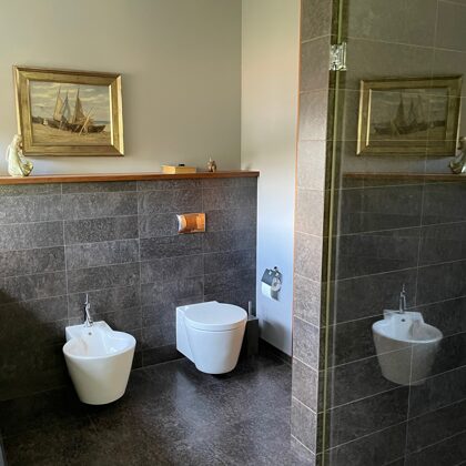 GALVENĀ VANNAS ISTABA